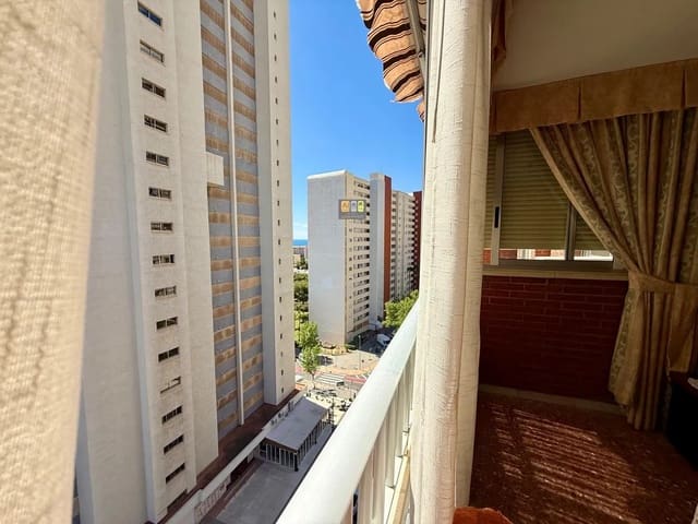 Apartamento de 3 habitaciones en Juzgados - Plaza de Toros, Benidorm en venta con piscina garaje - 295.000 € (Ref: 10007992)