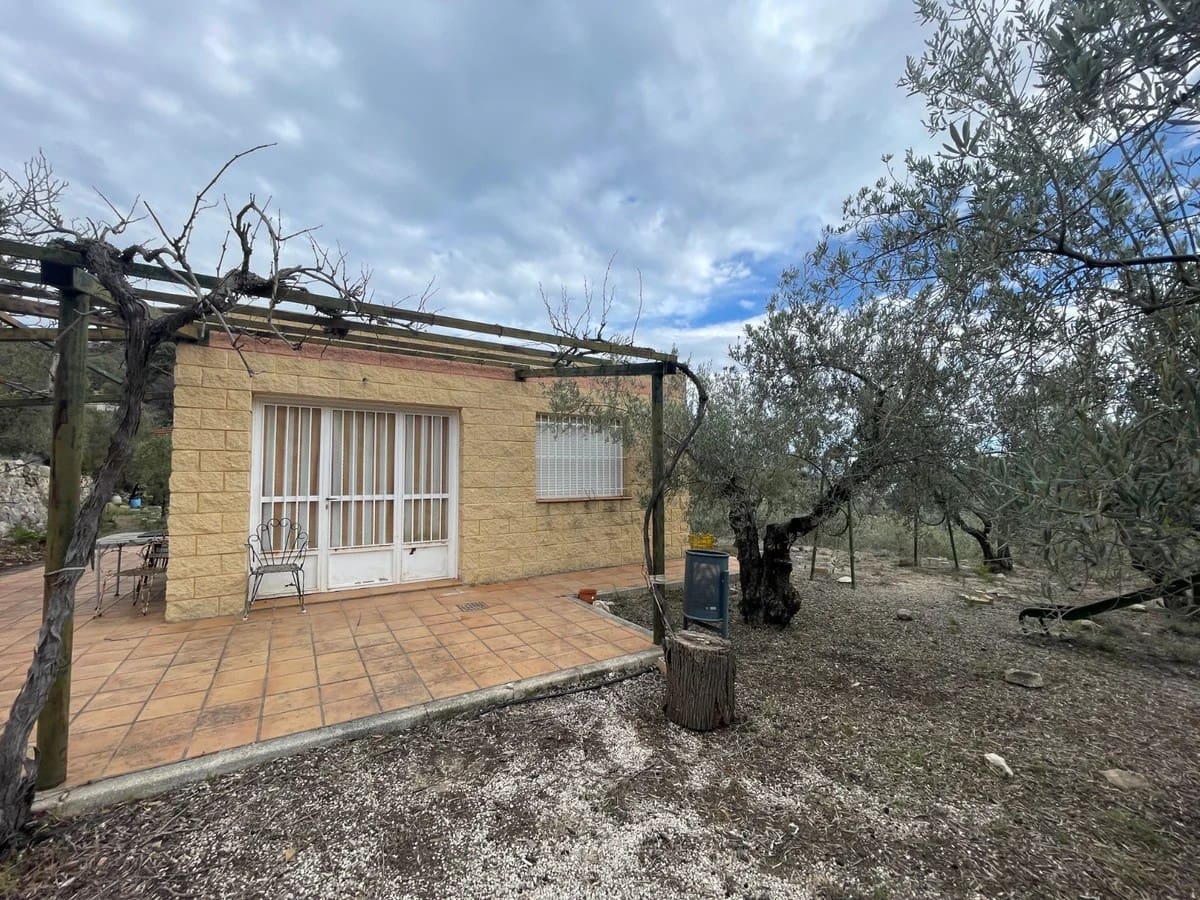Finca/Country House for sale in Confrides with pool garage - € 150,000 (Ref: 10024796)