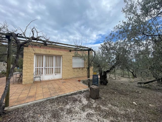 Finca/Country House for sale in Confrides with pool garage - € 150,000 (Ref: 10024796)