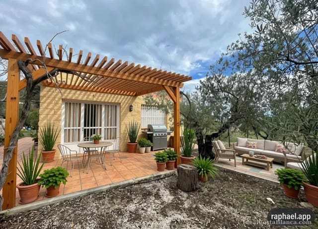 Finca/Country House for sale in Confrides with pool garage - € 150,000 (Ref: 10024796)