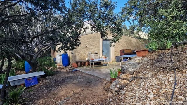 Maalaistalo myytävänä paikassa Confrides - 130 000 € (Ref: 10024797)