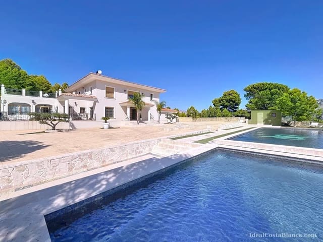 5 chambre Villa/Maison à vendre à Benimantell avec piscine garage - 2 400 000 € (Ref: 10039435)