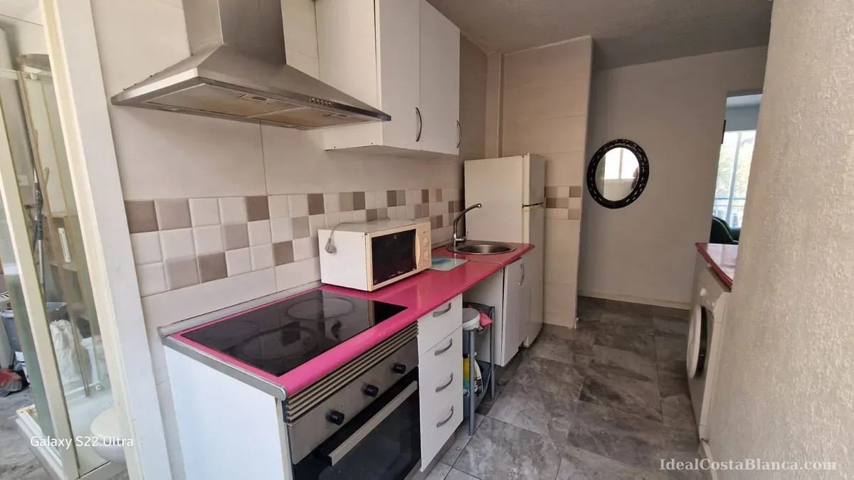 3 bedroom Apartment for sale in Benidorm - € 199,000 (Ref: 10039436)