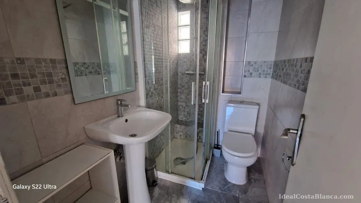 3 bedroom Apartment for sale in Benidorm - € 199,000 (Ref: 10039436)