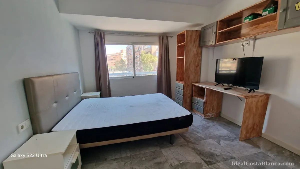 3 bedroom Apartment for sale in Benidorm - € 199,000 (Ref: 10039436)