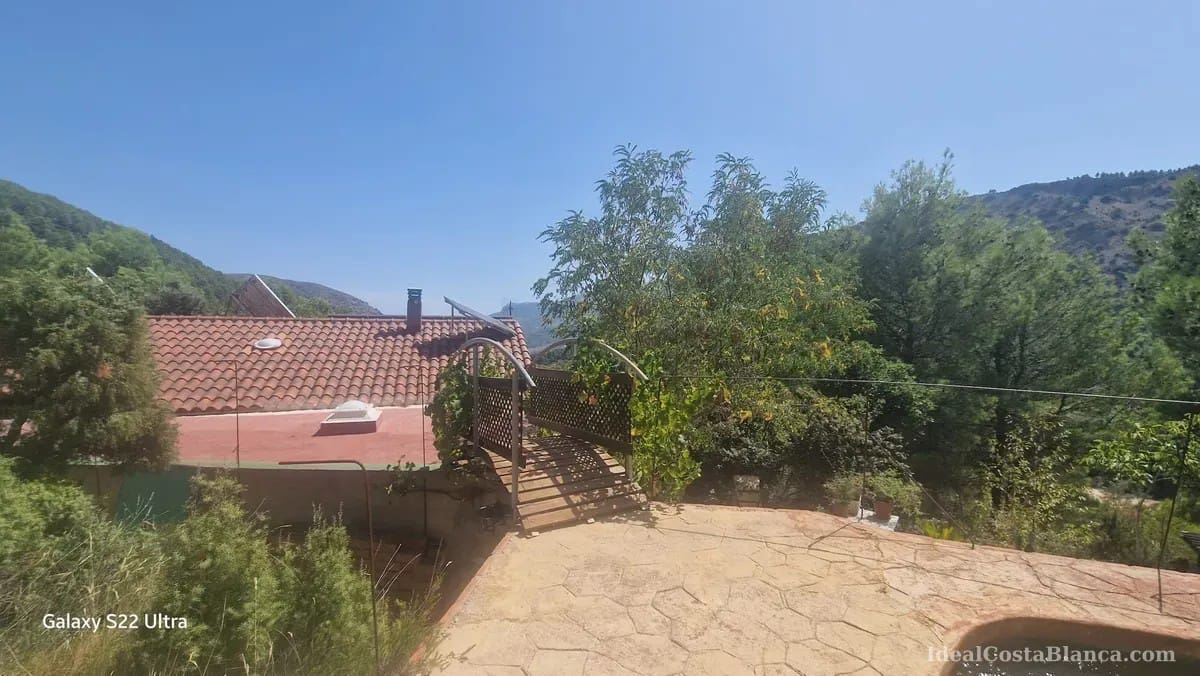 3 bedroom Finca/Country House for sale in Confrides with pool garage - € 295,000 (Ref: 10110426)