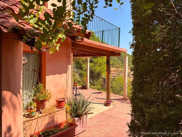 3 bedroom Finca/Country House for sale in Confrides with pool garage - € 295,000 (Ref: 10110426)