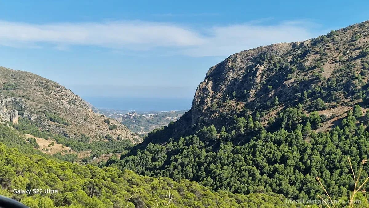 3 bedroom Finca/Country House for sale in Confrides with pool garage - € 295,000 (Ref: 10110426)