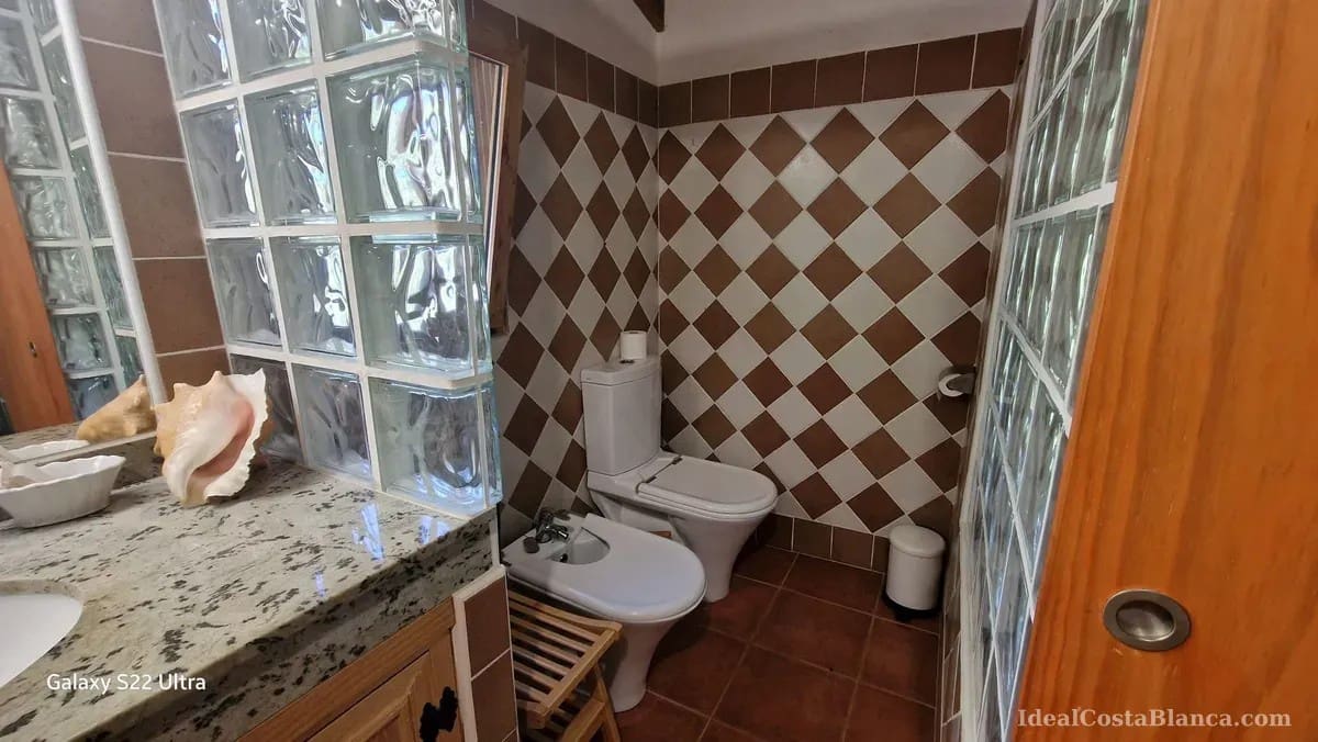 3 bedroom Finca/Country House for sale in Confrides with pool garage - € 295,000 (Ref: 10110426)