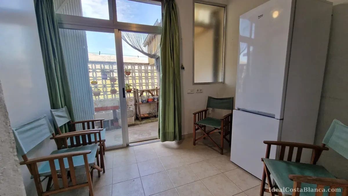5 bedroom Townhouse for sale in Benimantell - € 249,000 (Ref: 9847946)