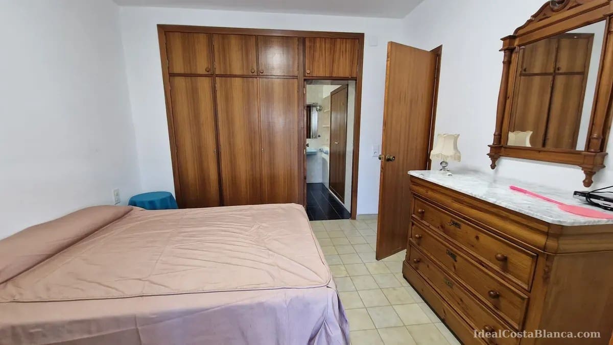 5 bedroom Townhouse for sale in Benimantell - € 249,000 (Ref: 9847946)