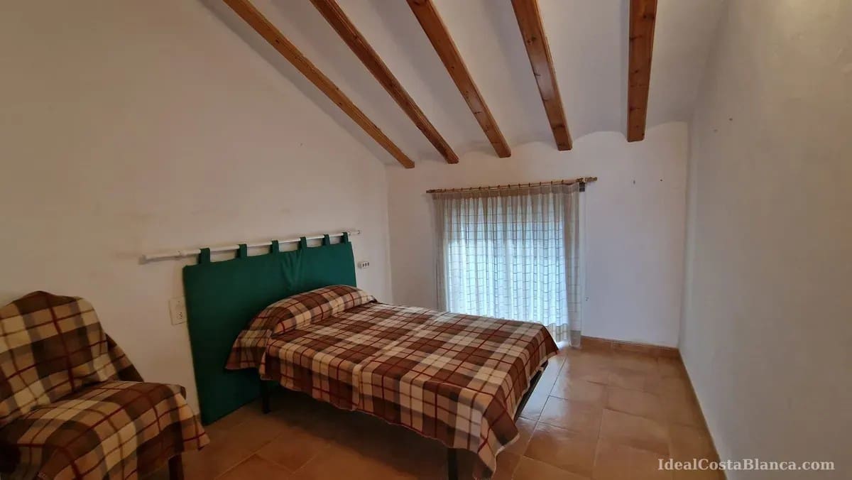 5 bedroom Townhouse for sale in Benimantell - € 249,000 (Ref: 9847946)