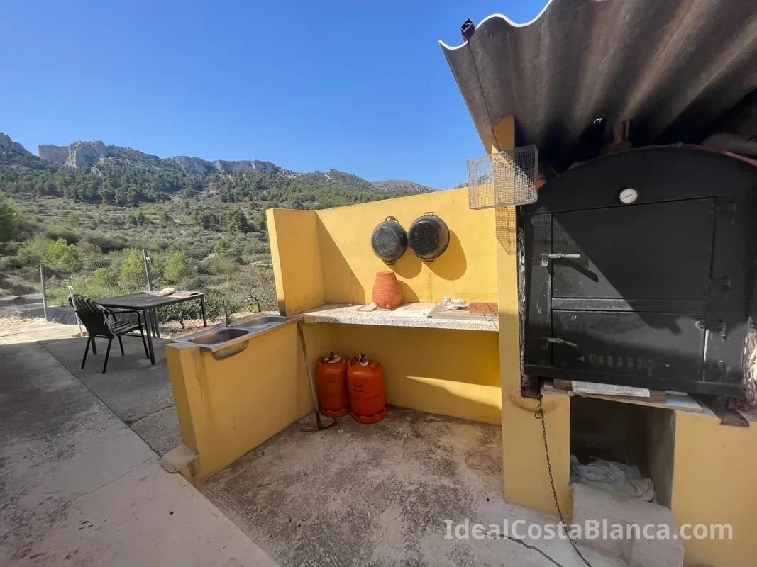 1 bedroom Finca/Country House for sale in Confrides - € 140,000 (Ref: 9847947)