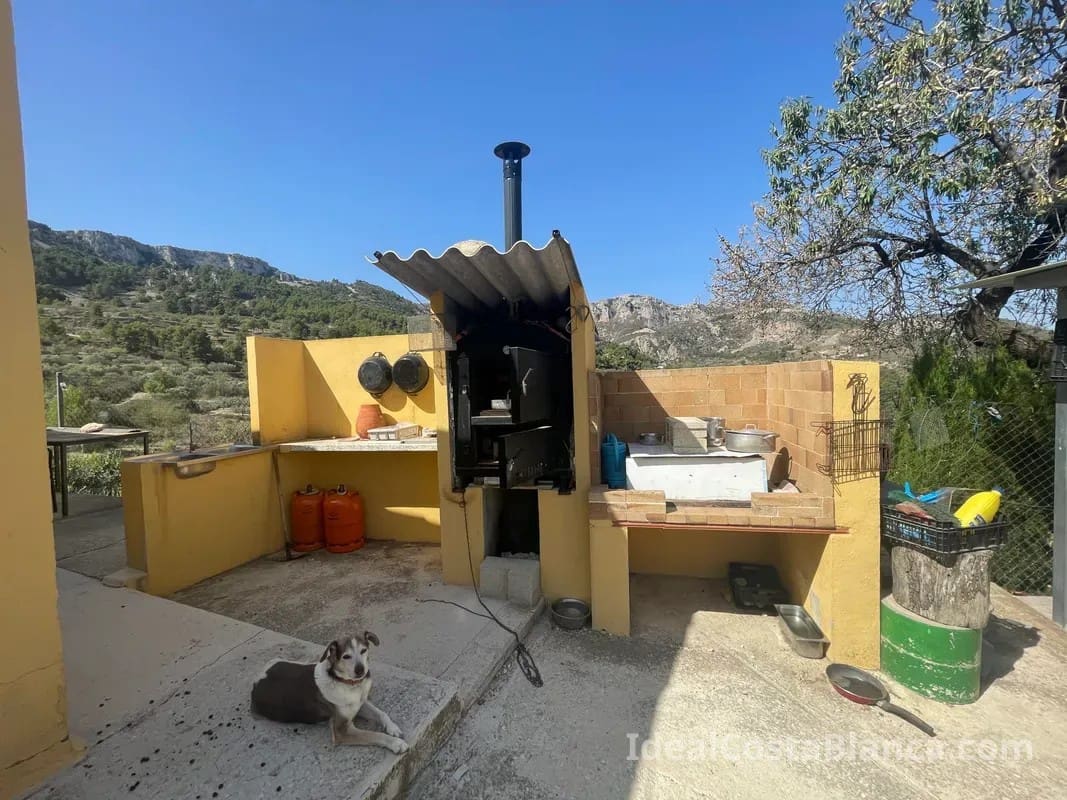 1 bedroom Finca/Country House for sale in Confrides - € 140,000 (Ref: 9847947)