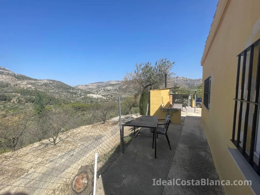1 bedroom Finca/Country House for sale in Confrides - € 140,000 (Ref: 9847947)