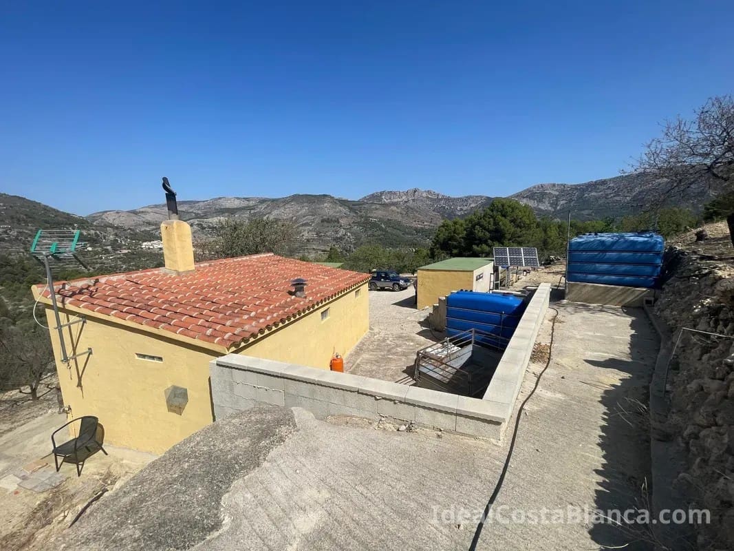 1 bedroom Finca/Country House for sale in Confrides - € 140,000 (Ref: 9847947)