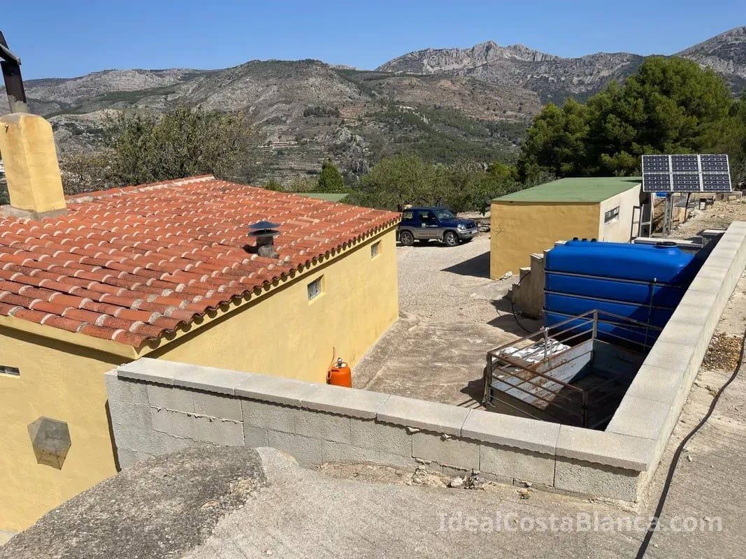 1 bedroom Finca/Country House for sale in Confrides - € 140,000 (Ref: 9847947)