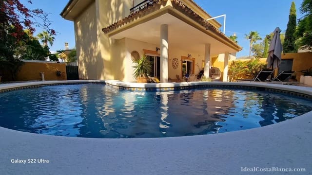 4 soveværelse Byhus til salg i Albir, Alfaz del Pi / L'Alfàs del Pi med swimmingpool garage - € 599.000 (Ref: 9847948)