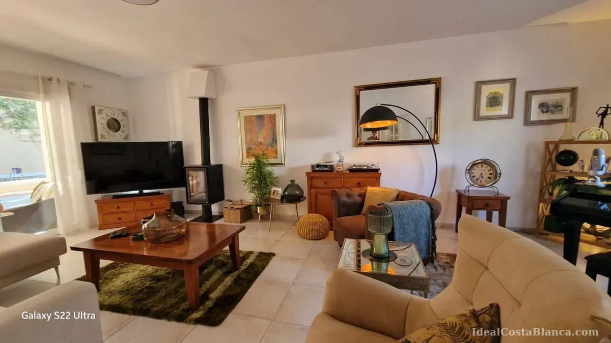 4 soveværelse Byhus til salg i Albir med swimmingpool garage - € 599.000 (Ref: 9847948)