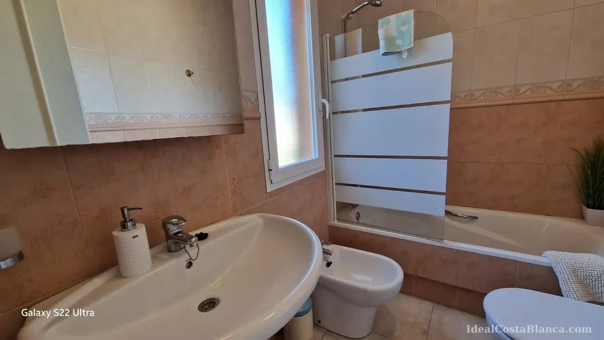 4 soveværelse Byhus til salg i Albir med swimmingpool garage - € 599.000 (Ref: 9847948)