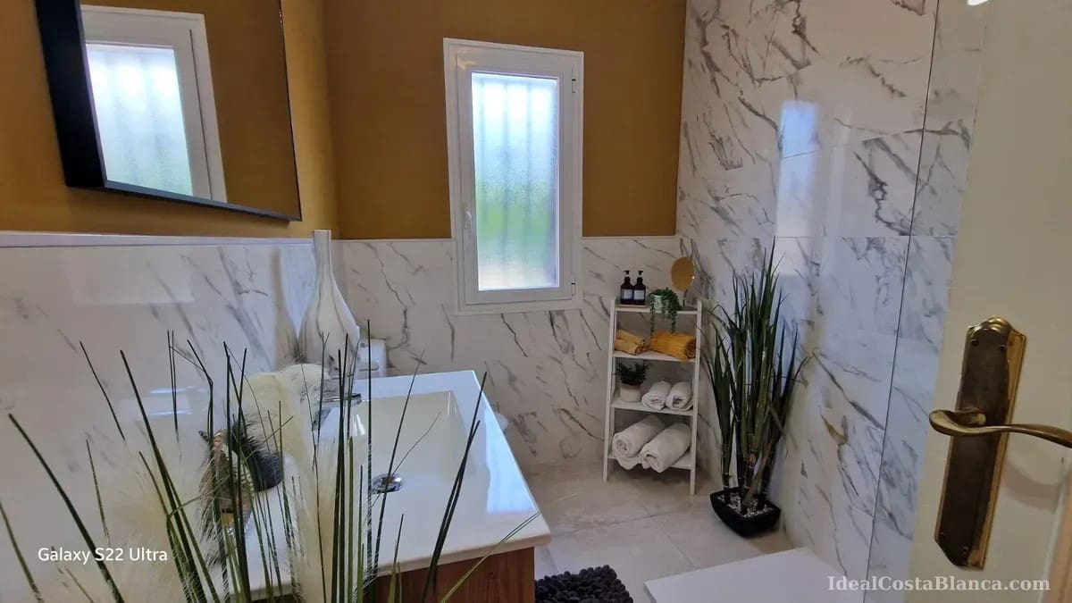 4 soveværelse Byhus til salg i Albir med swimmingpool garage - € 599.000 (Ref: 9847948)