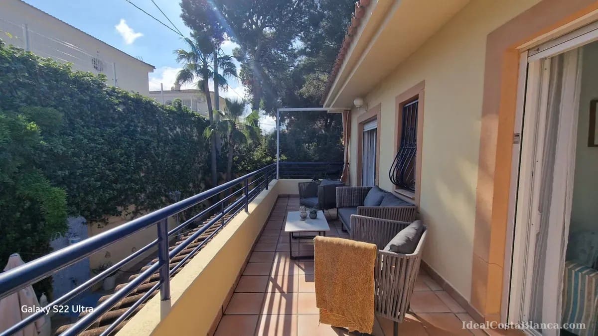 4 soveværelse Byhus til salg i Albir med swimmingpool garage - € 599.000 (Ref: 9847948)