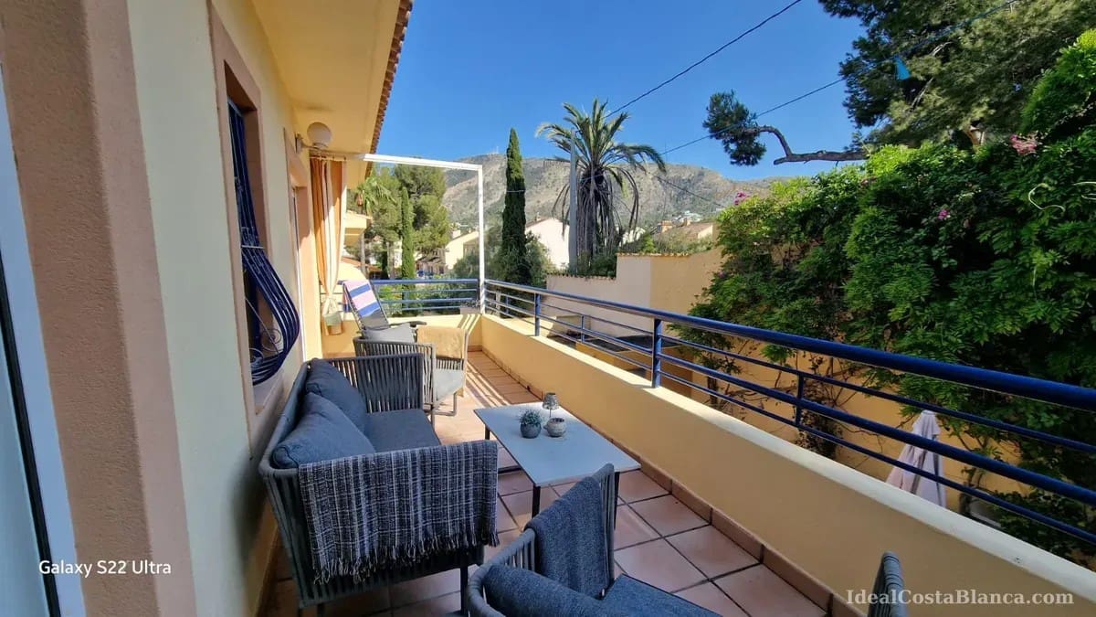 4 soveværelse Byhus til salg i Albir med swimmingpool garage - € 599.000 (Ref: 9847948)