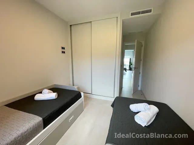 2 soveværelse Lejlighed til salg i Benidorm med swimmingpool garage - € 599.000 (Ref: 9847952)