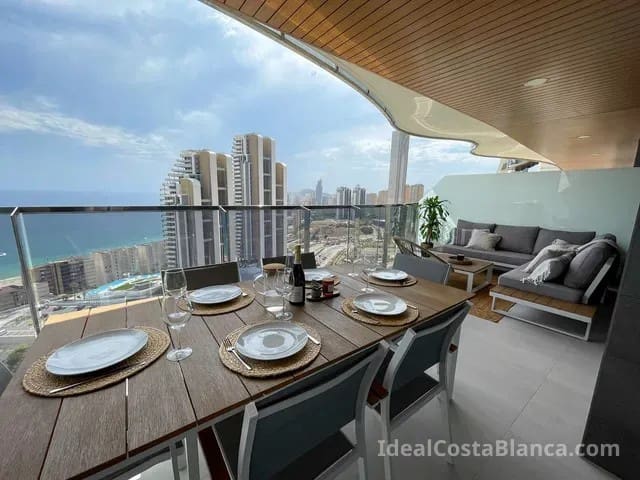 2 soveværelse Lejlighed til salg i Levante Alto, Benidorm med swimmingpool garage - € 599.000 (Ref: 9847952)