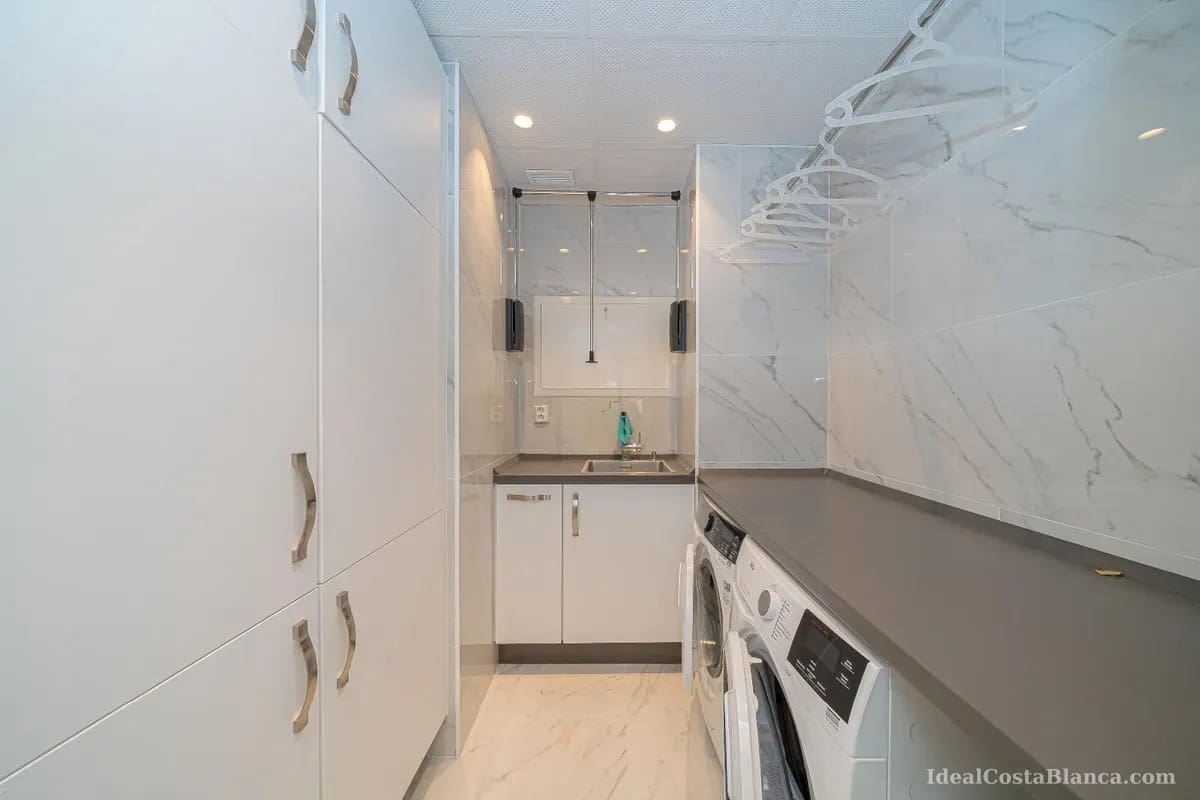 2 quarto Penthouse para venda em Altea com piscina garagem - 1 495 000 € (Ref: 9847953)