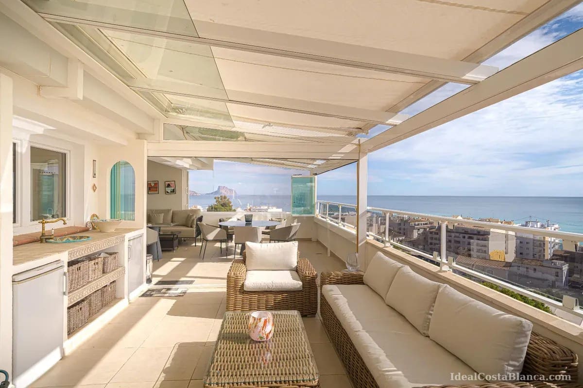 2 quarto Penthouse para venda em Altea com piscina garagem - 1 495 000 € (Ref: 9847953)