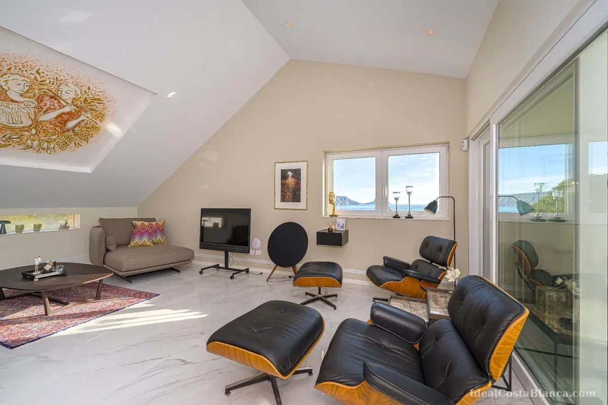 2 quarto Penthouse para venda em Altea com piscina garagem - 1 495 000 € (Ref: 9847953)