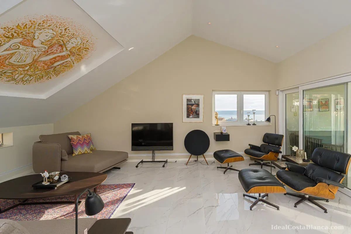 2 quarto Penthouse para venda em Altea com piscina garagem - 1 495 000 € (Ref: 9847953)