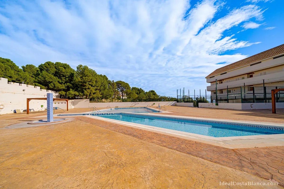 2 quarto Penthouse para venda em Altea com piscina garagem - 1 495 000 € (Ref: 9847953)