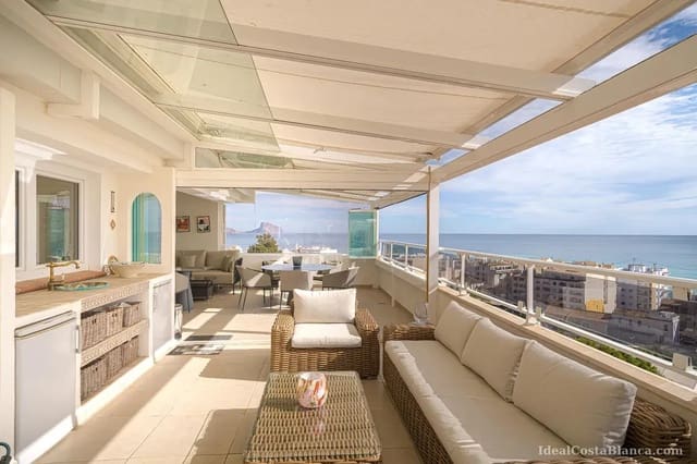 2 quarto Penthouse para venda em Altea com piscina garagem - 1 495 000 € (Ref: 9847953)