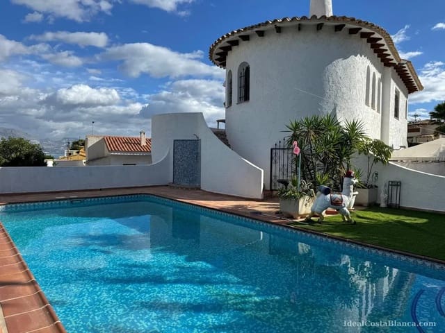 5 soveværelse Villa til salg i Albir, Alfaz del Pi / L'Alfàs del Pi med swimmingpool garage - € 795.000 (Ref: 9847955)