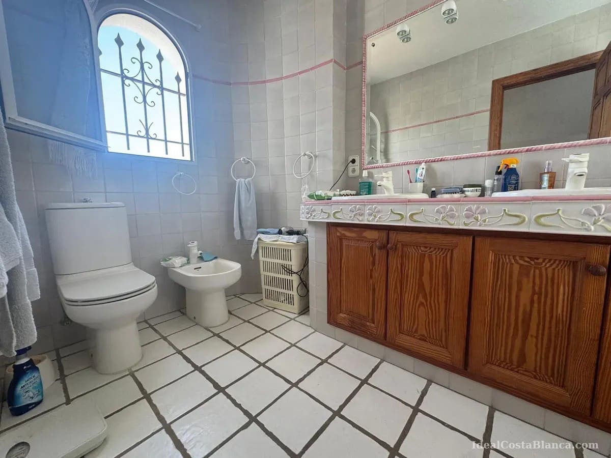 5 soveværelse Villa til salg i Albir med swimmingpool garage - € 795.000 (Ref: 9847955)