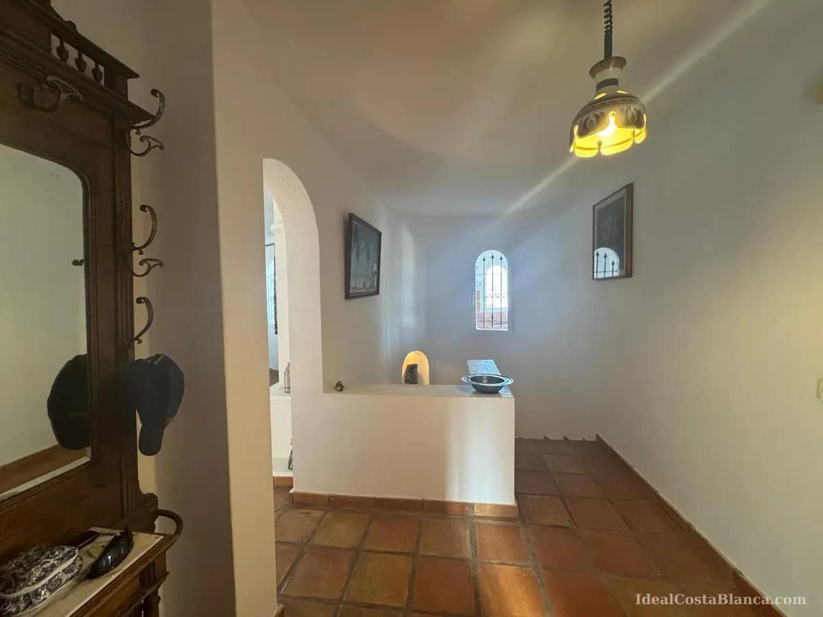 5 soveværelse Villa til salg i Albir med swimmingpool garage - € 795.000 (Ref: 9847955)