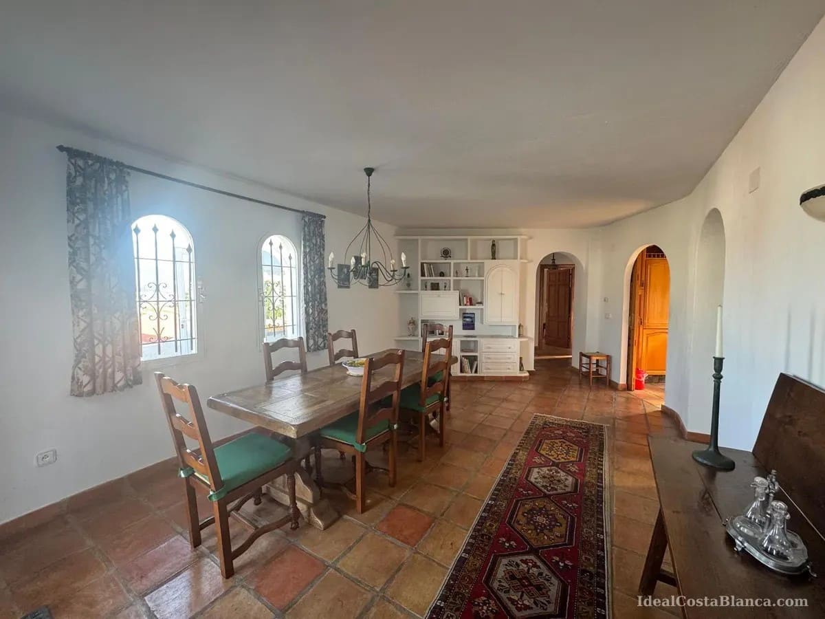 5 soveværelse Villa til salg i Albir med swimmingpool garage - € 795.000 (Ref: 9847955)