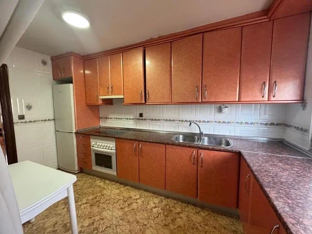 4 soveværelse Lejlighed til salg i Levante Alto, Benidorm med swimmingpool garage - € 319.000 (Ref: 9847964)