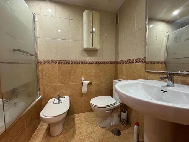 4 soveværelse Lejlighed til salg i Benidorm med swimmingpool garage - € 319.000 (Ref: 9847964)
