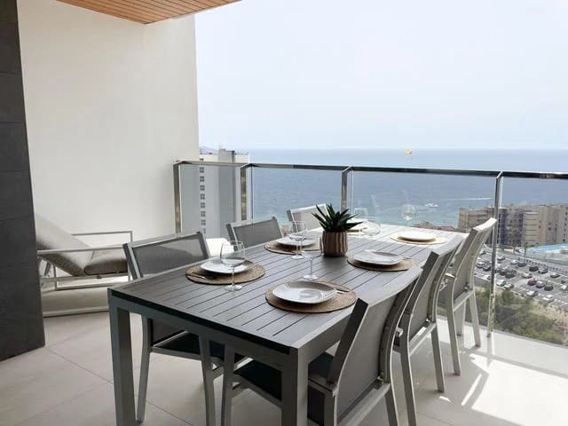 3 soveværelse Lejlighed til salg i Benidorm med swimmingpool garage - € 699.000 (Ref: 9847965)