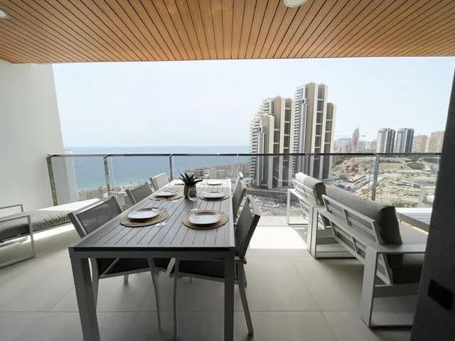 3 soveværelse Lejlighed til salg i Levante Alto, Benidorm med swimmingpool garage - € 699.000 (Ref: 9847965)