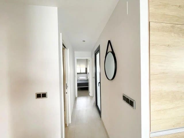 3 soveværelse Lejlighed til salg i Benidorm med swimmingpool garage - € 699.000 (Ref: 9847965)