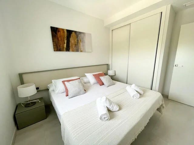 3 soveværelse Lejlighed til salg i Benidorm med swimmingpool garage - € 699.000 (Ref: 9847965)