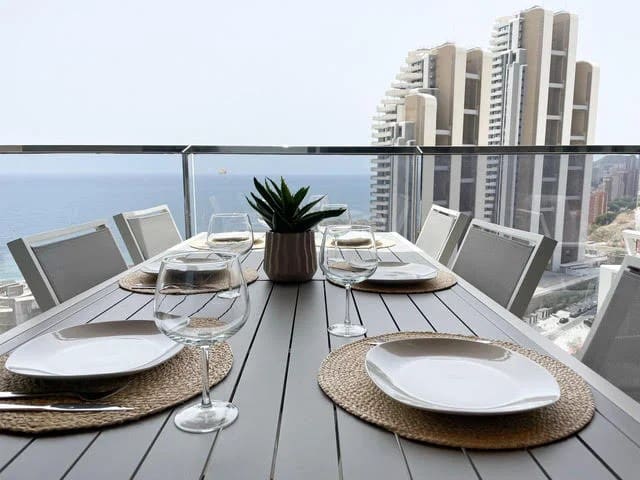 3 soveværelse Lejlighed til salg i Levante Alto, Benidorm med swimmingpool garage - € 699.000 (Ref: 9847965)