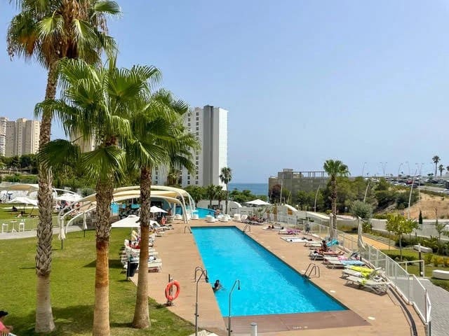 3 soveværelse Lejlighed til salg i Benidorm med swimmingpool garage - € 699.000 (Ref: 9847965)