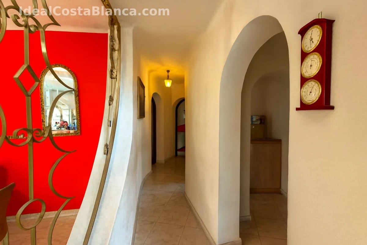 3 soveværelse Finca/Landehus til salg i Alfaz del Pi / L'Alfas del Pi med swimmingpool - € 469.000 (Ref: 9847967)