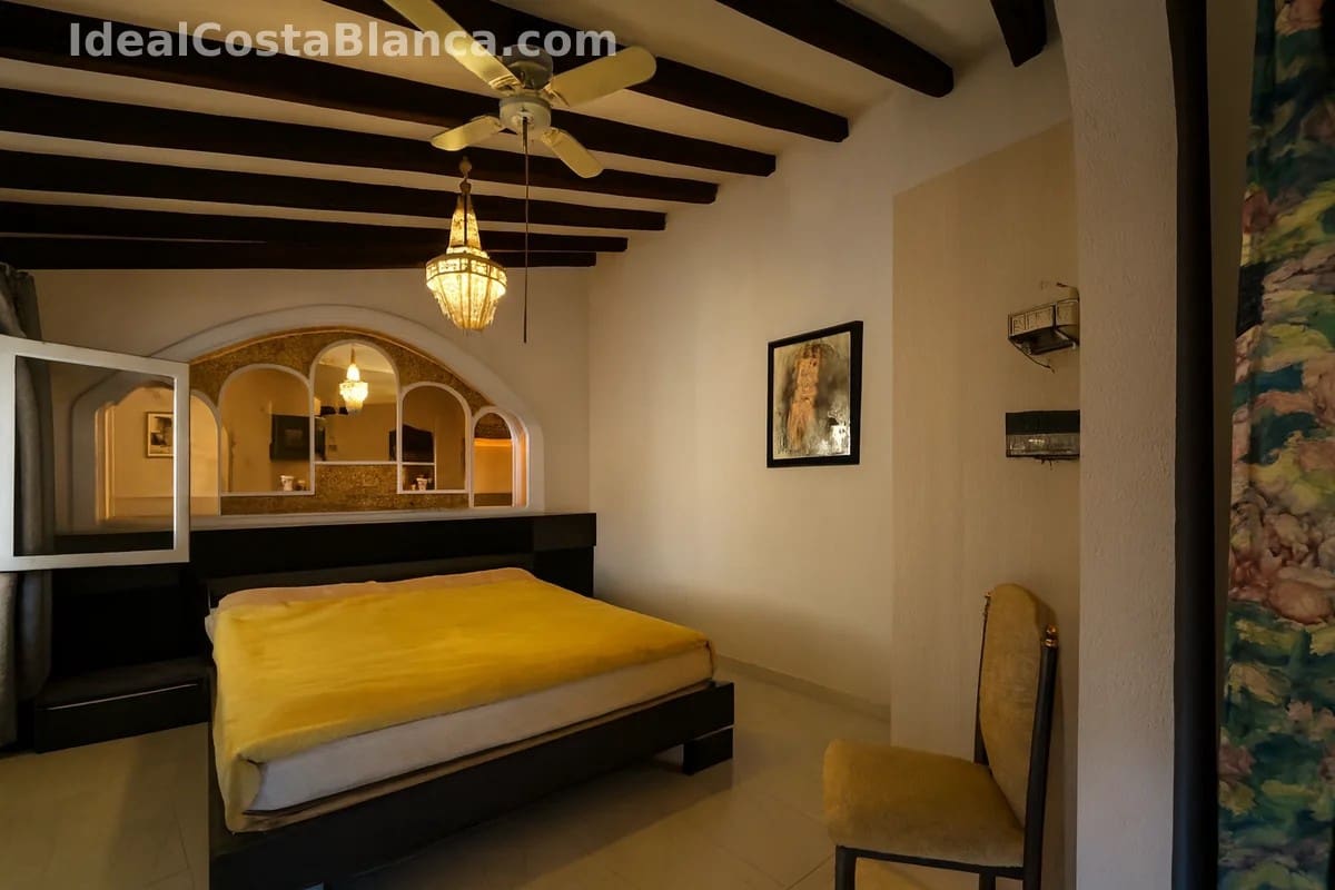 3 soveværelse Finca/Landehus til salg i Alfaz del Pi / L'Alfas del Pi med swimmingpool - € 469.000 (Ref: 9847967)