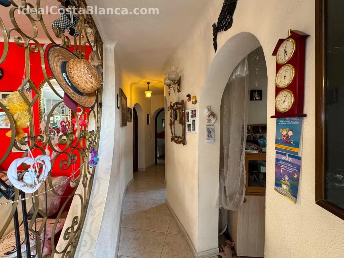 3 soveværelse Finca/Landehus til salg i Alfaz del Pi / L'Alfas del Pi med swimmingpool - € 469.000 (Ref: 9847967)